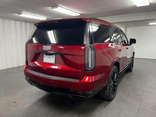 2025 Cadillac Escalade Sport Platinum