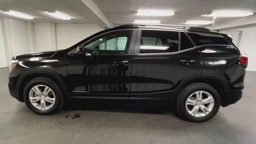 Ebony Twilight Metallic 2023 GMC Terrain SLE