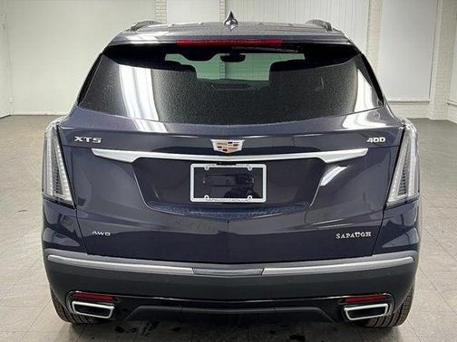 2025 Cadillac XT5 Sport