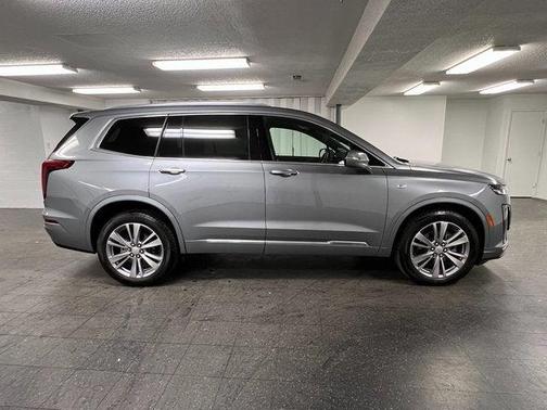2023 Cadillac XT6 Premium Luxury AWD