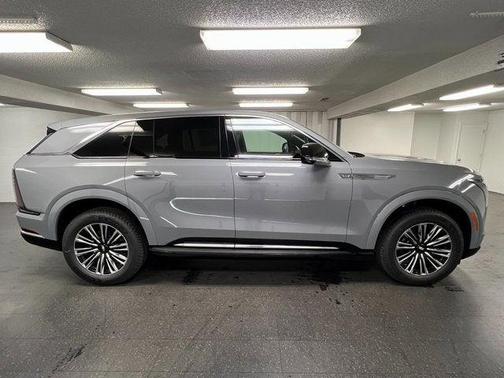 2026 Cadillac Escalade IQ Luxury