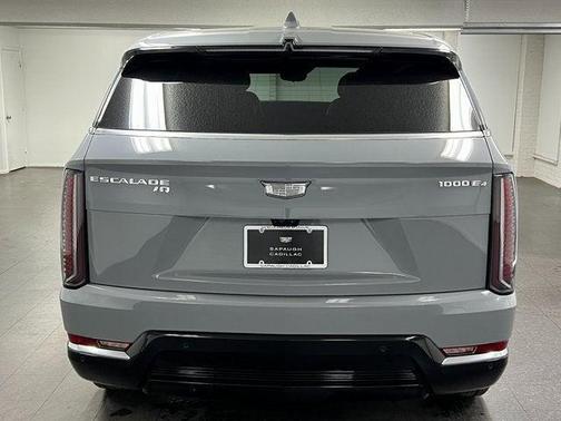 2026 Cadillac Escalade IQ Luxury