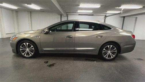 2017 Buick LaCrosse Essence