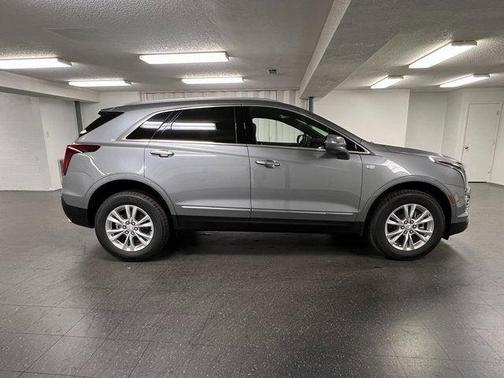 2025 Cadillac XT5 Luxury