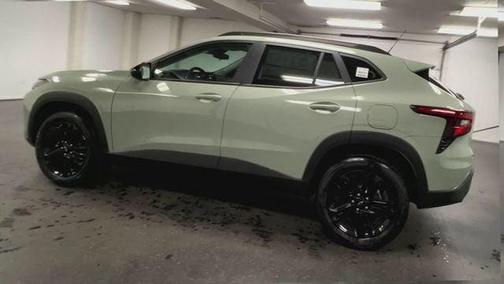 Cacti Green 2026 Chevrolet Trax FWD ACTIV