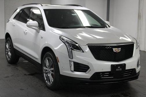 2025 Cadillac XT5 Sport