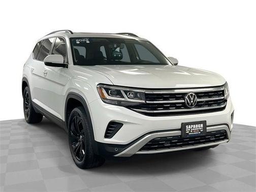 2022 Volkswagen Atlas 2.0T SE w/Technology