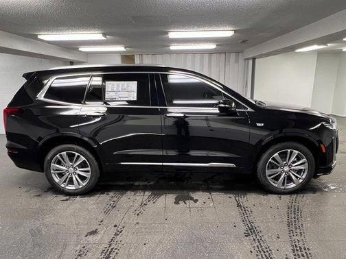 2025 Cadillac XT6 Premium Luxury AWD