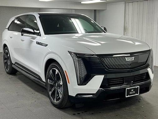 2025 Cadillac Escalade IQ Sport 2