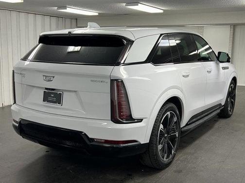 2025 Cadillac Escalade IQ Sport 2