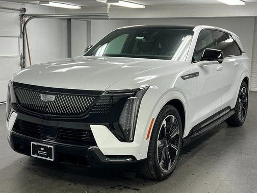 2025 Cadillac Escalade IQ Sport 2