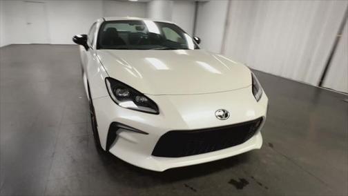 2025 Toyota GR86 Premium