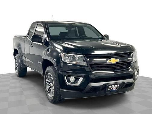 Black 2019 Chevrolet Colorado WT