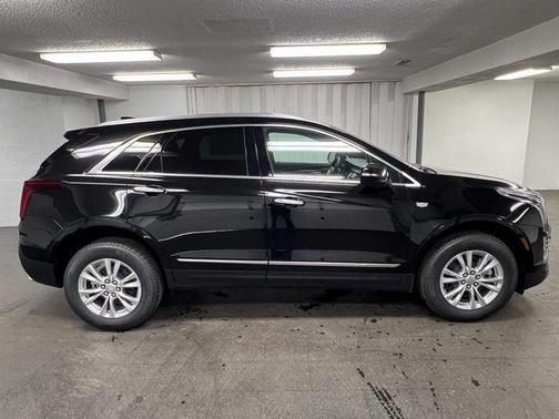 2025 Cadillac XT5 Luxury