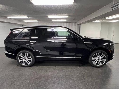 2026 Cadillac VISTIQ Luxury