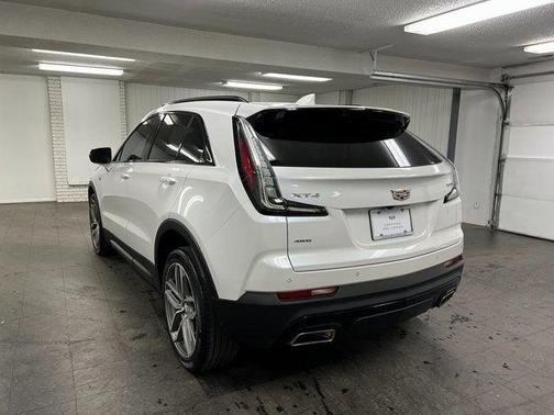 2022 Cadillac XT4 Sport