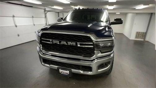 2021 RAM 2500 Tradesman Crew Cab 4x4 6'4' Box