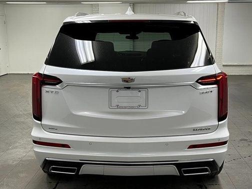2025 Cadillac XT6 Luxury AWD