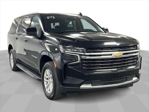 2023 Chevrolet Suburban LT