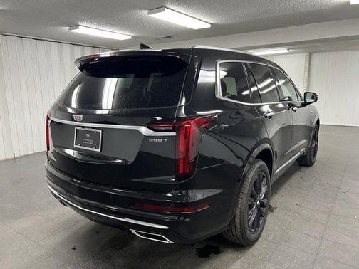 2025 Cadillac XT6 Luxury FWD