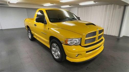 2004 Dodge Ram 1500 SLT