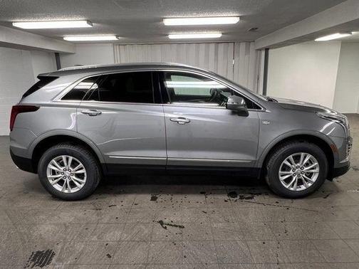 2025 Cadillac XT5 Luxury