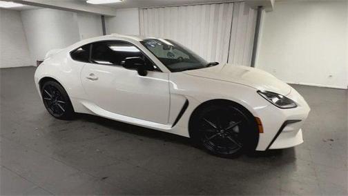 2024 Toyota GR86 Premium