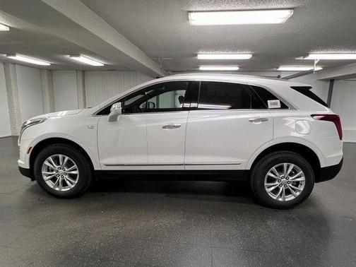 2026 Cadillac XT5 Luxury