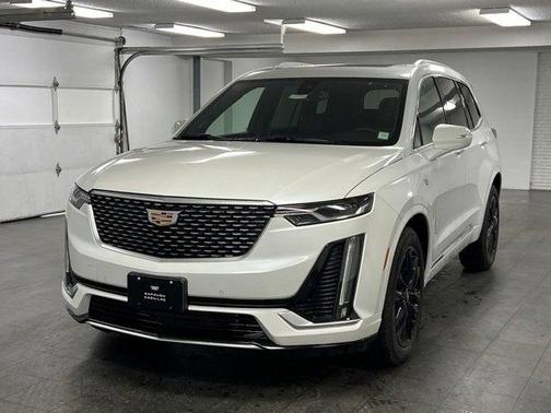 2025 Cadillac XT6 Premium Luxury AWD