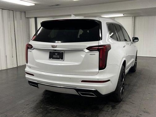 2025 Cadillac XT6 Premium Luxury AWD