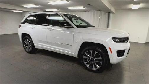 2023 Jeep Grand Cherokee Overland