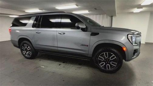 2024 GMC Yukon XL 4WD AT4