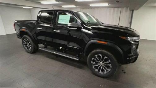 2025 GMC Canyon Denali
