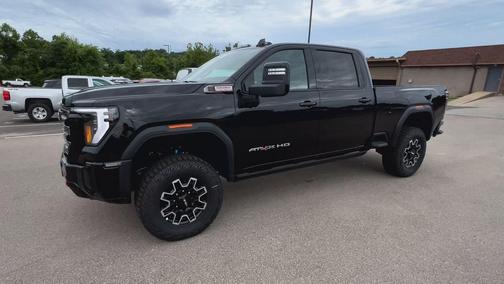 2025 GMC Sierra 2500 AT4