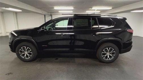 2025 GMC Acadia AWD AT4