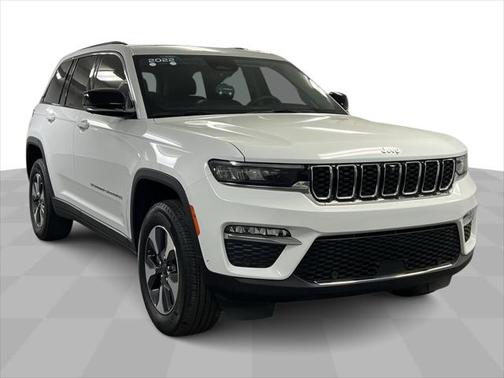 2022 Jeep Grand Cherokee 4xe Base