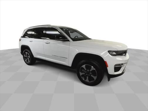 2022 Jeep Grand Cherokee 4xe Base