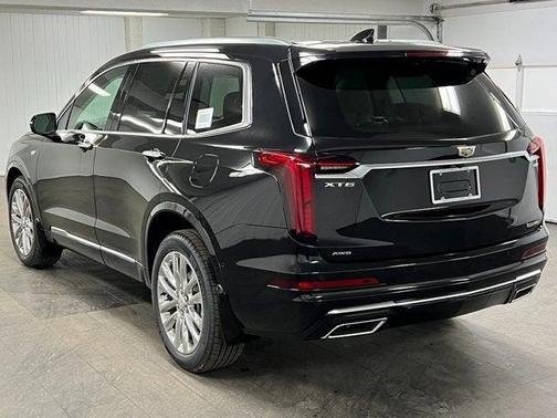 2025 Cadillac XT6 Premium Luxury AWD