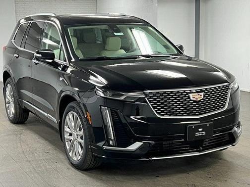 2025 Cadillac XT6 Premium Luxury AWD