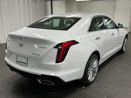 2025 Cadillac CT4 Premium Luxury RWD