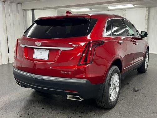 2023 Cadillac XT5 Luxury
