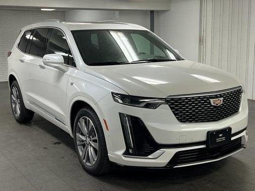 2025 Cadillac XT6 Premium Luxury AWD
