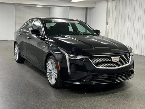 2023 Cadillac CT4 Premium Luxury