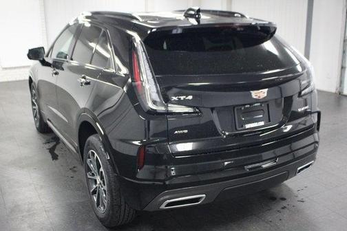 2025 Cadillac XT4 Sport