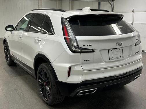 2025 Cadillac XT4 Sport
