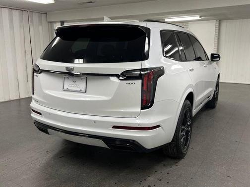 Crystal White Tricoat 2024 Cadillac XT6 Sport AWD