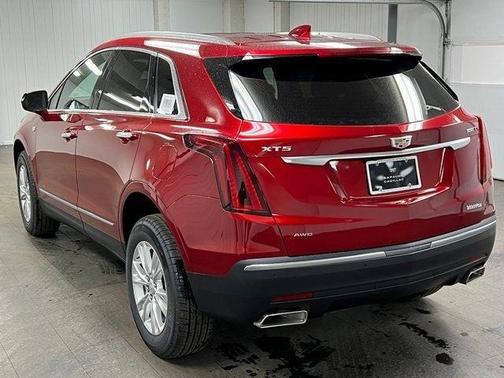 2025 Cadillac XT5 Luxury
