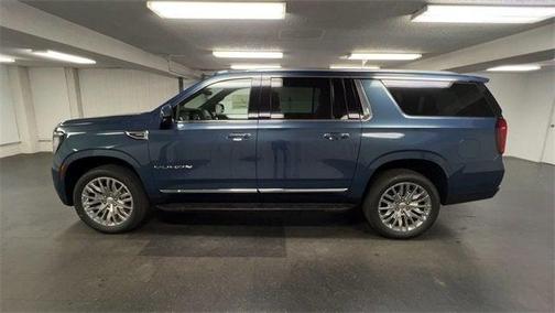 2025 GMC Yukon XL 4WD Elevation
