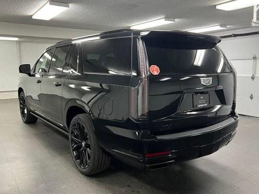 2026 Cadillac Escalade ESV Sport Platinum