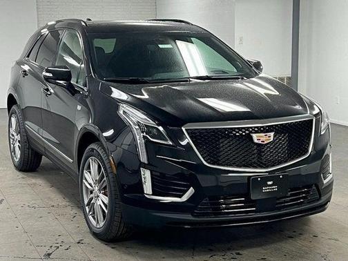 2025 Cadillac XT5 Sport